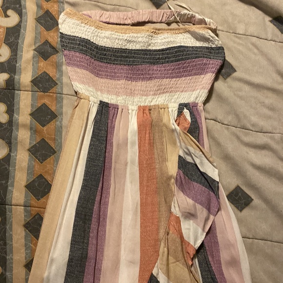 Brand new strapless dress-Forever21 - Picture 2 of 4